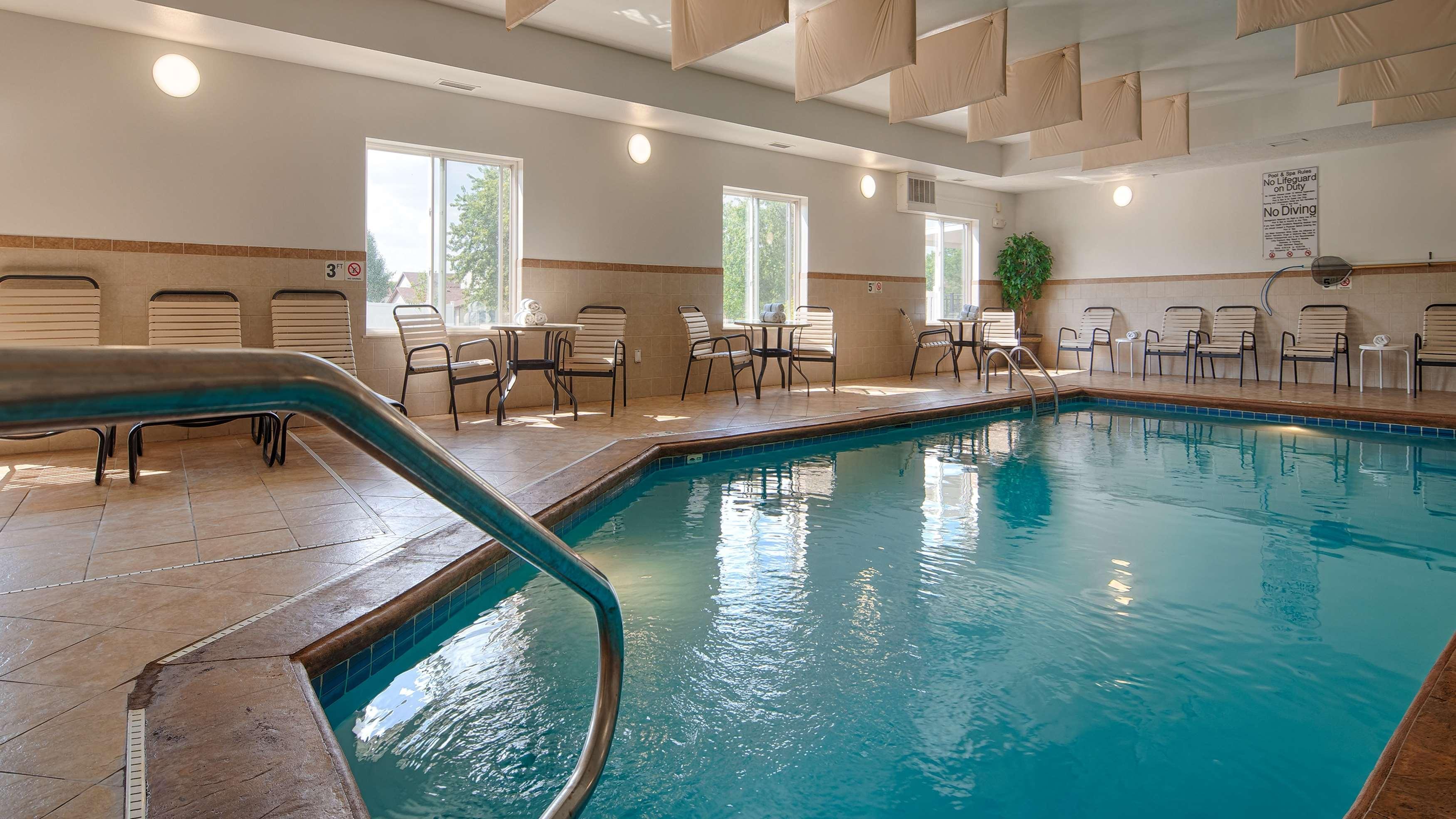 Best Western Plus Pontoon Beach Екстер'єр фото