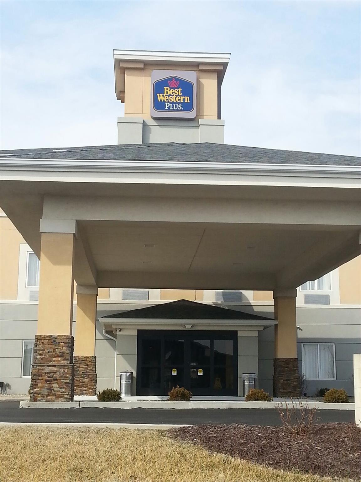 Best Western Plus Pontoon Beach Екстер'єр фото